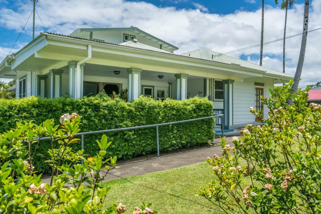 Old Hawaiian Bed And Breakfast Хило Екстериор снимка