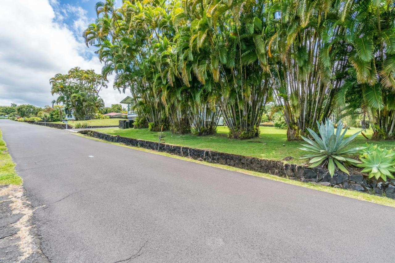 Old Hawaiian Bed And Breakfast Хило Екстериор снимка